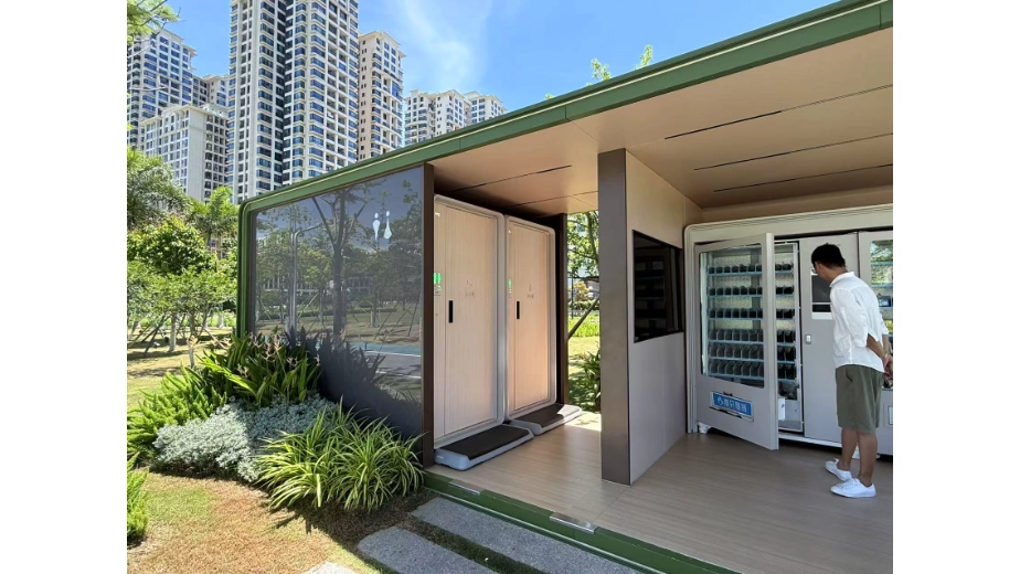 N‑shaped restroom building multi‑module