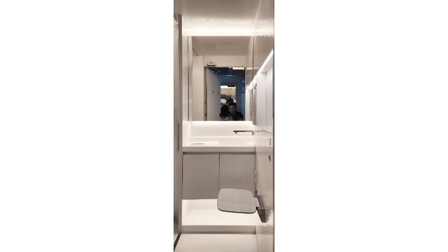 modular shower facility for public spaces