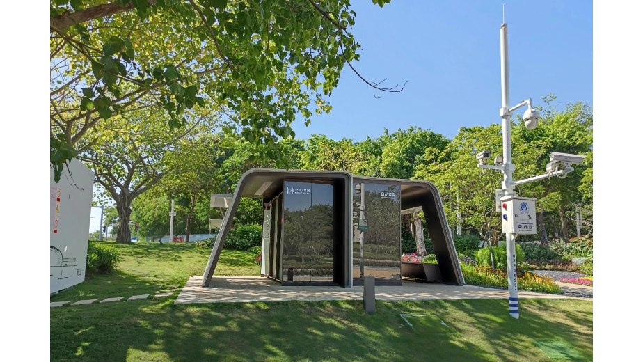 N-layout prefab restroom unit